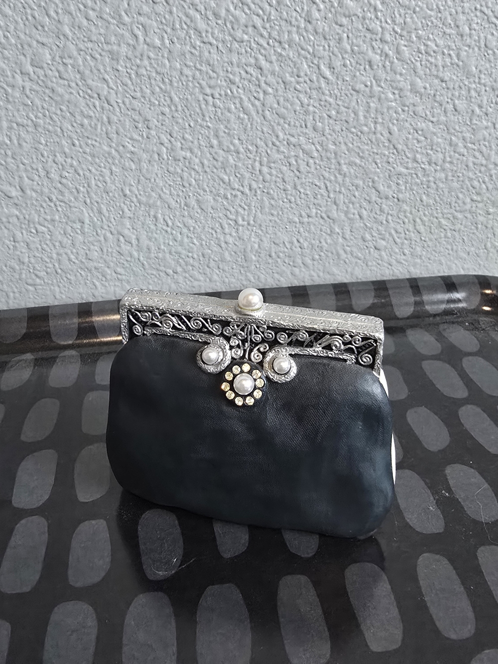 Classic Collection The Ophelia Decorative Miniature Clutch Black Rhinestones